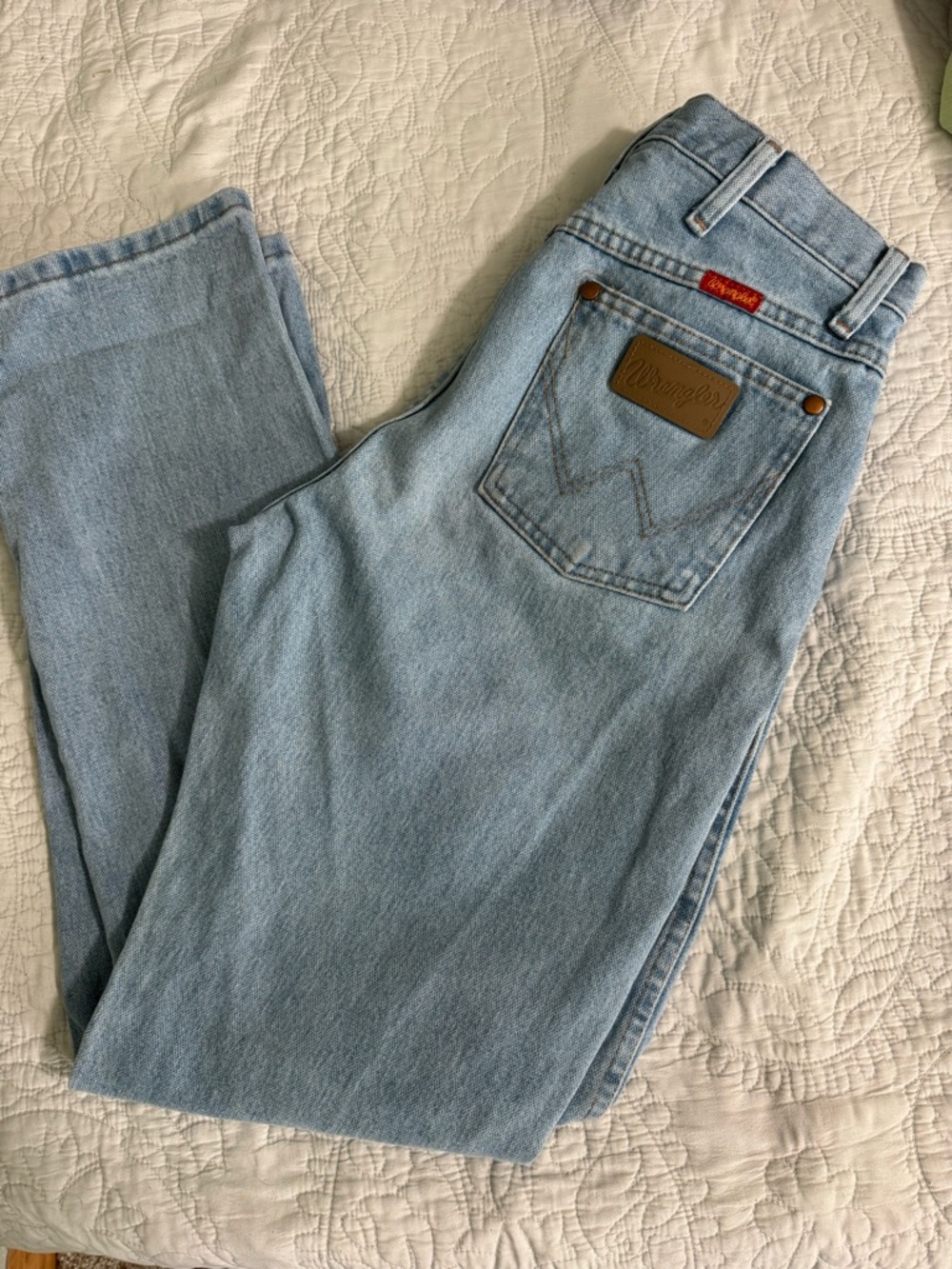 Wrangler Cowboy Cut Slim Fit Light Wash High-Rise Jean